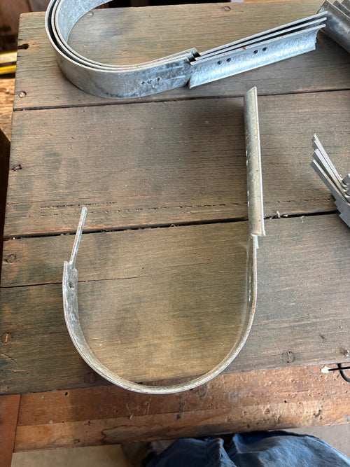 Half Round Gutter Brackets (Lot)